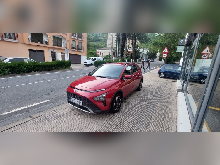 Hyundai BAYON 1.0 foto 12